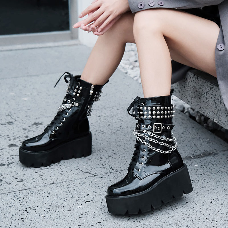 Rivets Gothic Platform Boots - Pastel Kitten