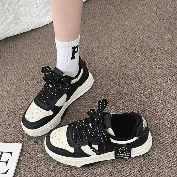 Korean Casual Sports Sneakers Pastel Kitten