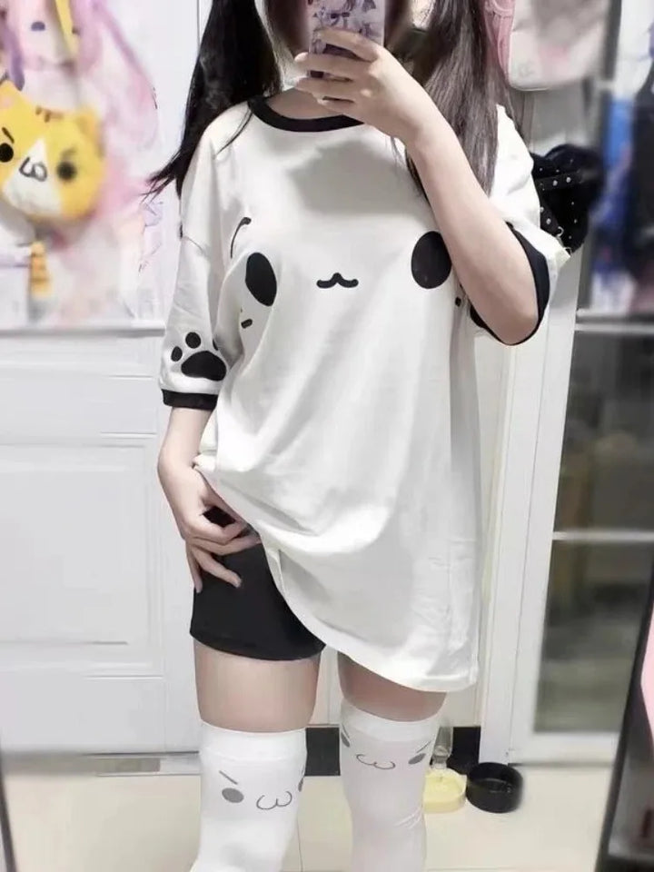Kawaii White Anime T-Shirt Pastel Kitten