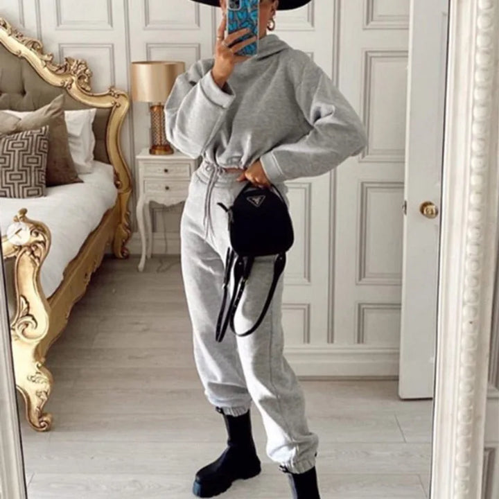 Cozy Sports Outfit - Hoodie & Sweatpants Pastel Kitten