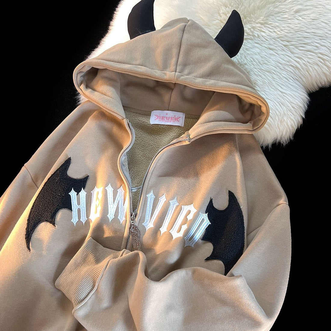 Devil Horns Embroidered Zipper Hoodie - Pastel Kitten